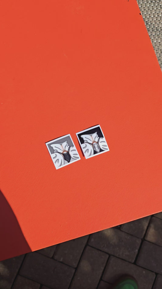 Thong sticker duo